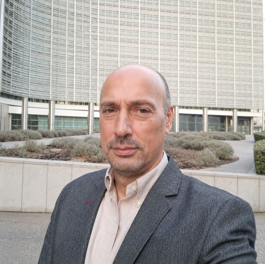 Σταύρος Καλογιαννίδης